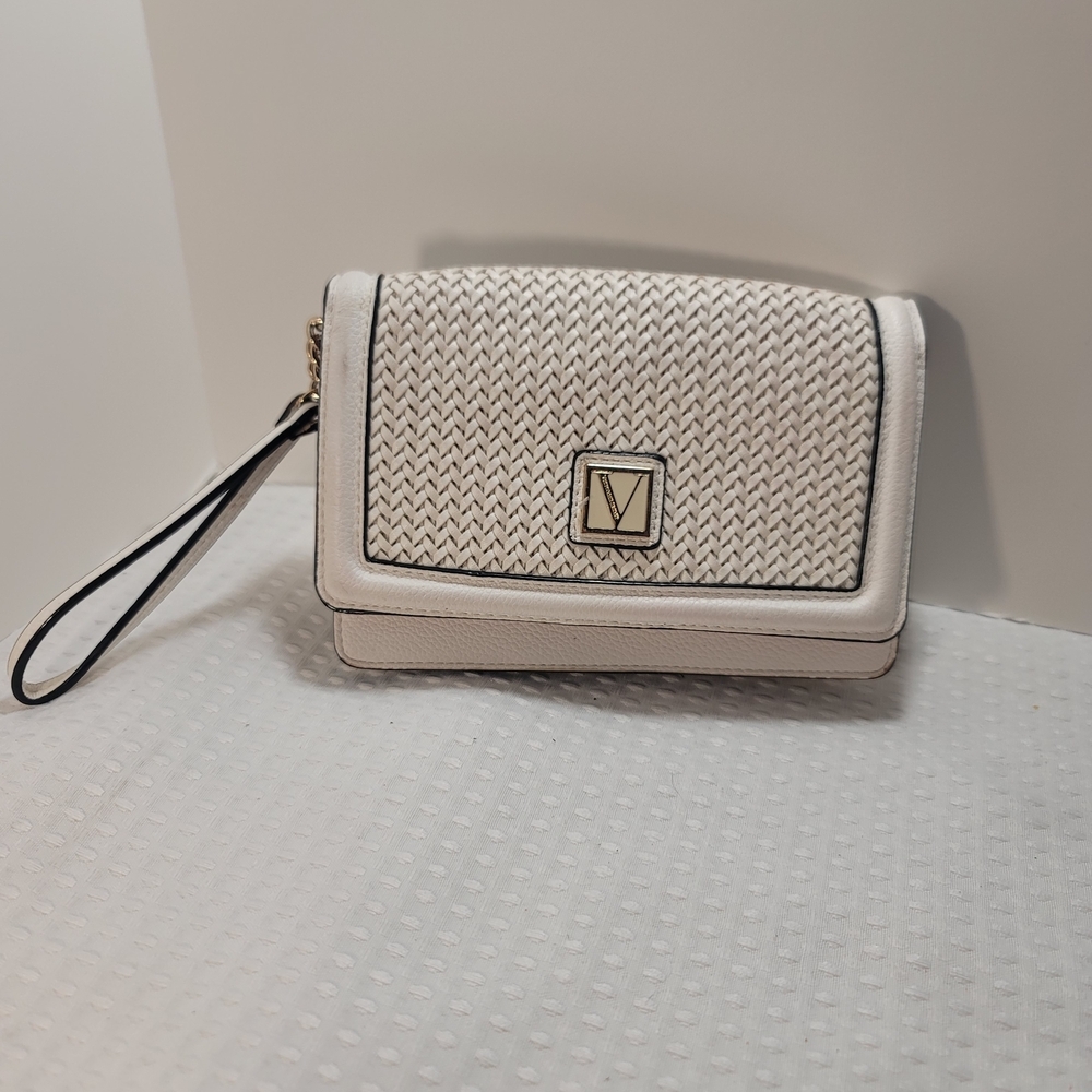V-Strap Woven Wristlet Clutch - Cream